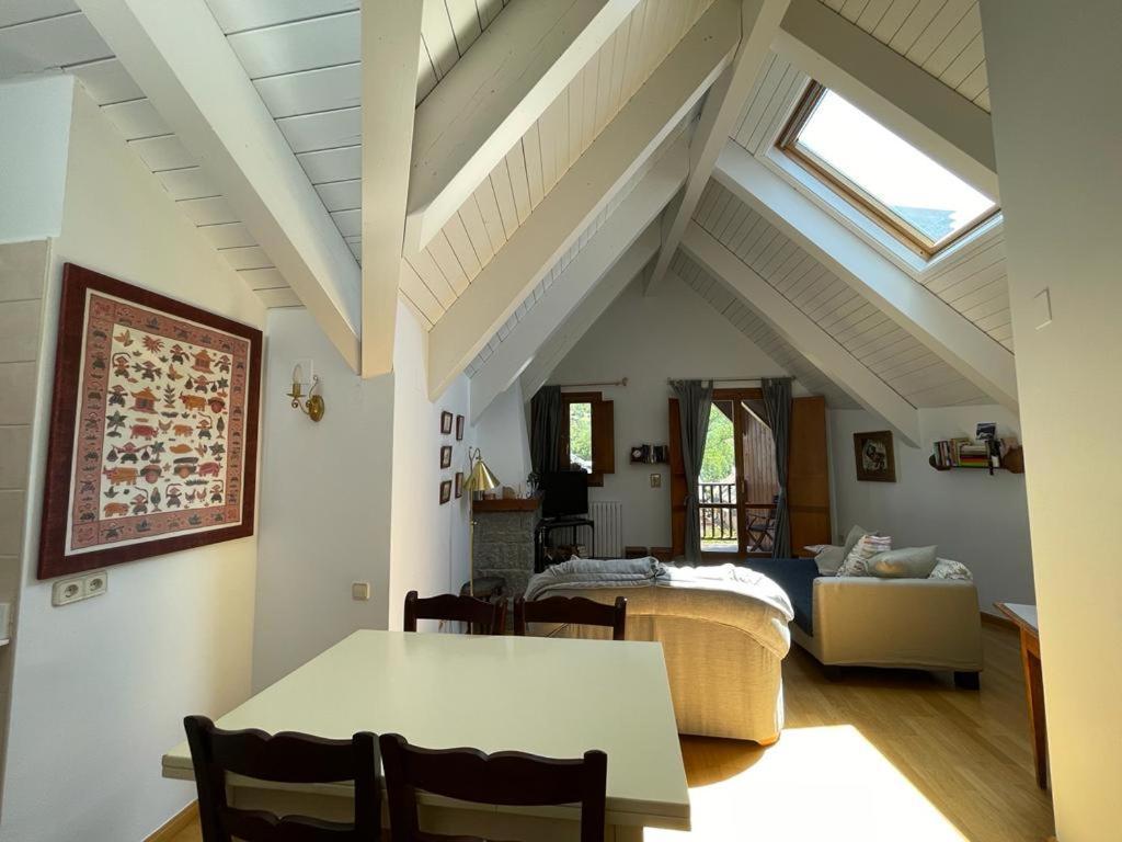 Apartamento Pico De Alba Benasque Εξωτερικό φωτογραφία